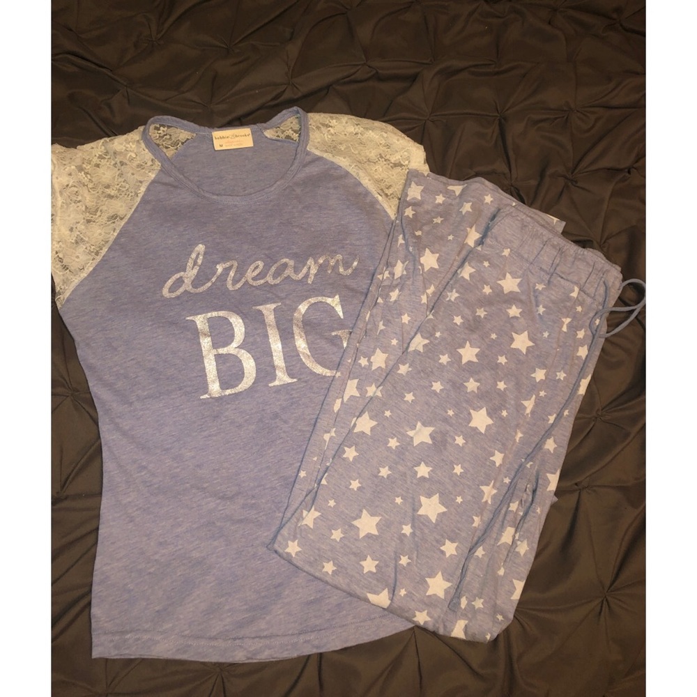 Bobbie & Brooks Pajama Set